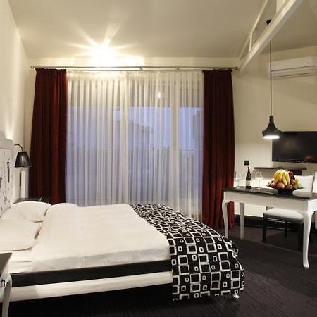 Lush Hotel Taksim - Special Category イスタンブール エクステリア 写真